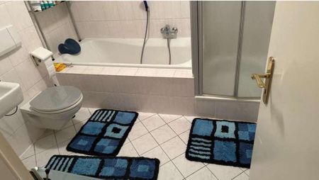 3 Zimmer, direkt am Puiseauplatz + Balkon + Carport + Einbauküche - Photo 2