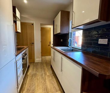 3 bedroom apartment to rent - Photo 6