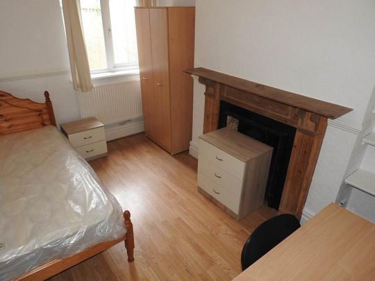 5 bedroom house to rent - Photo 1