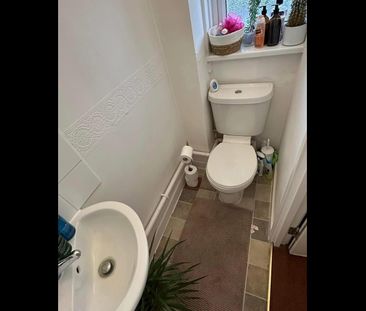 Room in a Shared Flat, Fellows Court, E2 - Photo 3