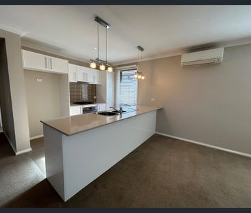 Spacious 3-Bedroom Home in a Quiet Location! - Photo 5