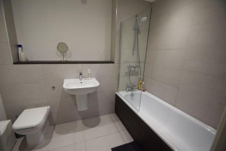 2 bedroom apartment to rent - Photo 3