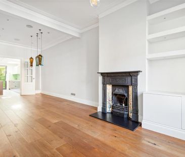 4 bedroom terraced house to rent - Photo 1