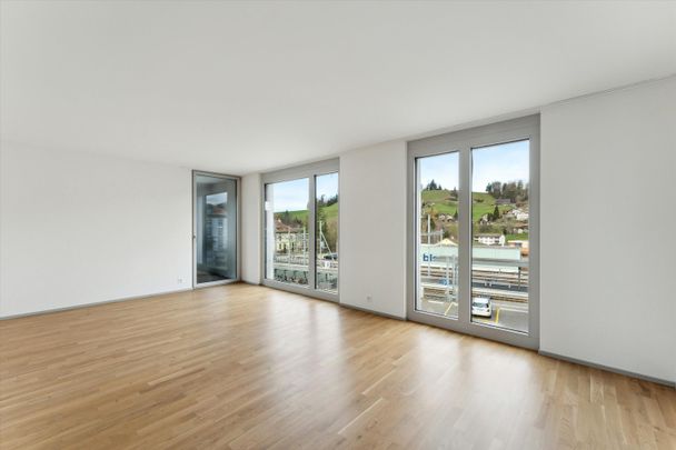 "1.Monatsmietzins gratis - Modernes Wohnen, Loggia und Sitzplatz" - Photo 1