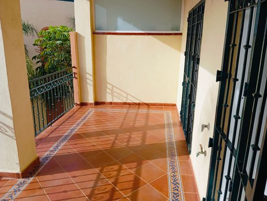 Alquiler de piso en Calle Ópalo, 9 - Photo 1