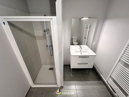 Appartement - 3 pièces - Saint-Jacques/Cézeaux - Photo 3