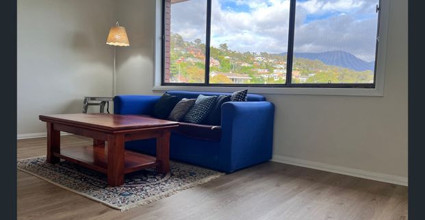 Refurbished Apartment with Mountain Views! - Photo 1