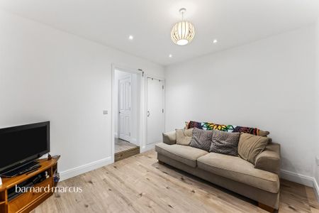2 bedroom maisonette to rent - Photo 2