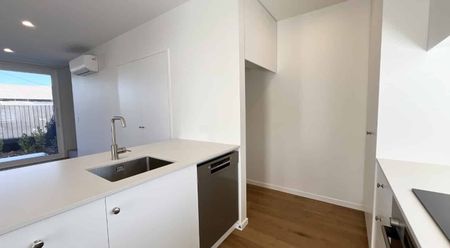 Brand new 2 bedroom in Somerfield - Photo 4