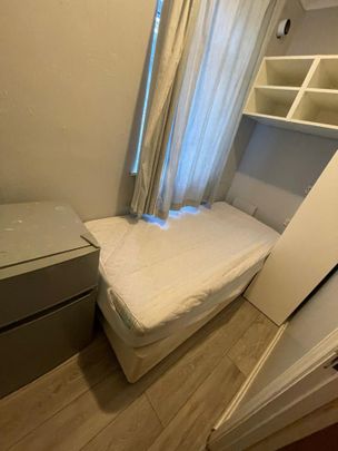 4 bedroom house to rent - Photo 1