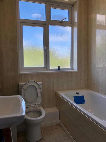 3 bedroom house to rent - Photo 3