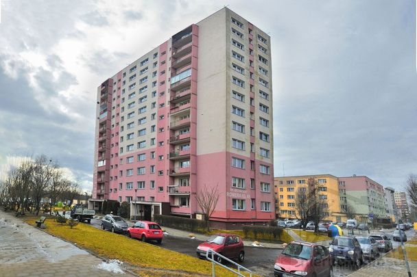 Komfortowe m. na Os.Zawadzkiego z odzielną kuchnią - Zdjęcie 1