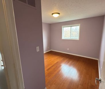 For Lease - 4860 Windgate Drive, Niagara Falls, Ontario - Photo 4