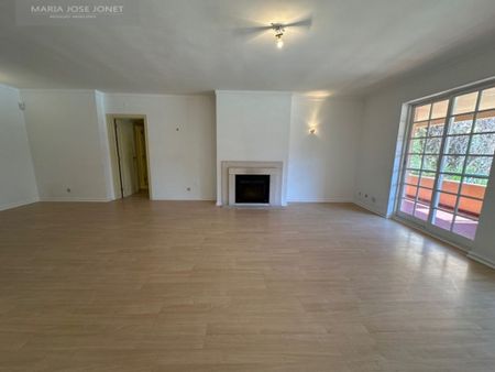 Luxury Apartment for rent in Cascais, Lisbon - Photo 5