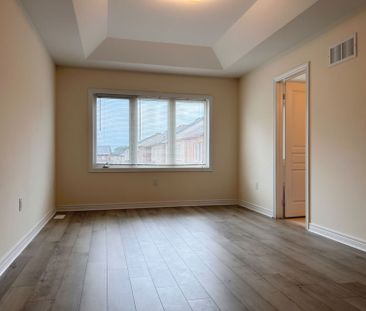 For Lease - 202 Harbord Street, Markham, Ontario - Photo 5