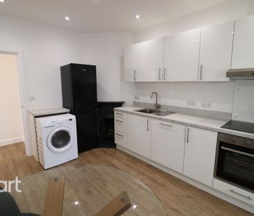 2 bedroom maisonette to rent - Photo 4