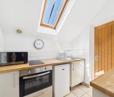 1 bedroom apartment to rent - Photo 2