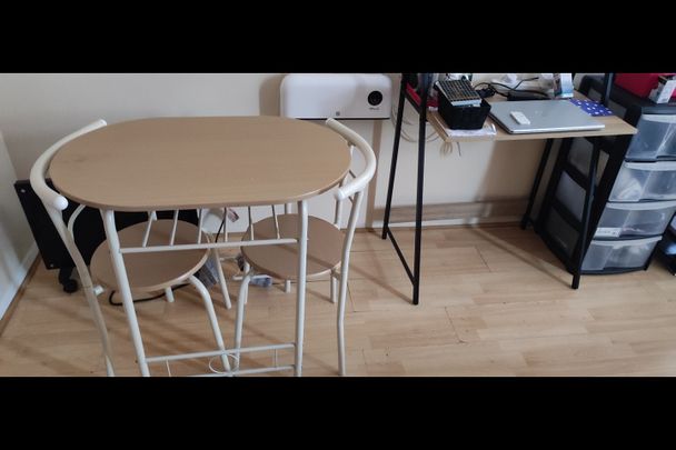 Studio Flat, Vaughan Road, HA1 - Photo 1