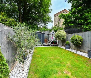4 bedroom townhouse to rent - Photo 2
