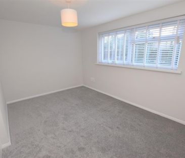 The Hawthorns, Comberton Road, Kidderminster - Photo 1