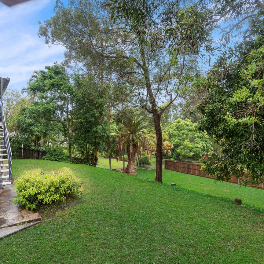 Perfect family Home! - Photo 1