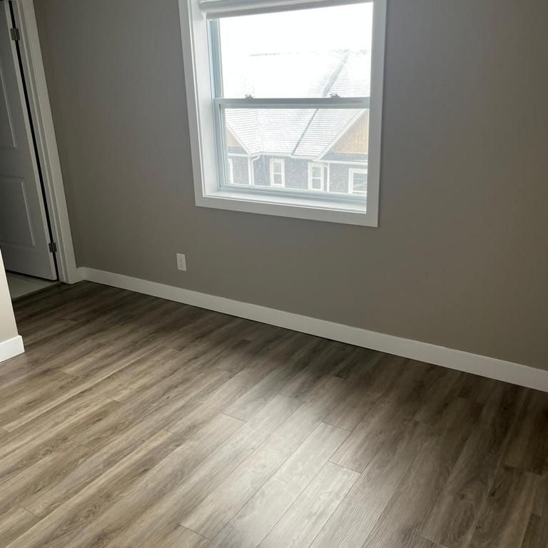 For Lease - 439 ATHLONE Avenue Unit# E6, Woodstock, Ontario - Photo 1