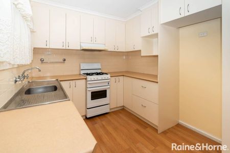 CHARMING 3-BEDROOM HOME WITH ESTABLISHED GARDENS - Photo 5