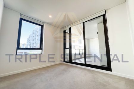 One Bedroom with big study and big Balcony! - Photo 3