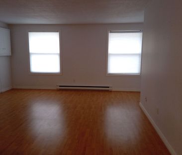 For Lease - 7 Horn Street, London South, Ontario - Photo 4