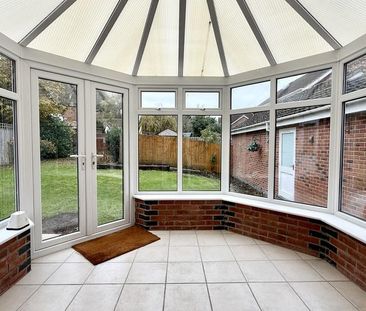 3 bedroom detached house to rent - Photo 1