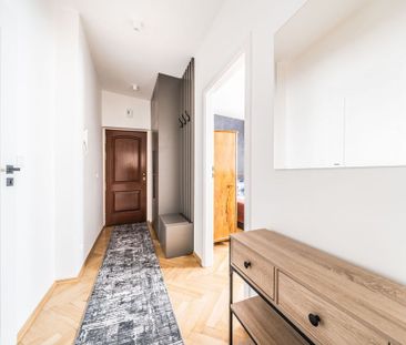 Samo centrum, blisko życia i uniwersytetu - Photo 4