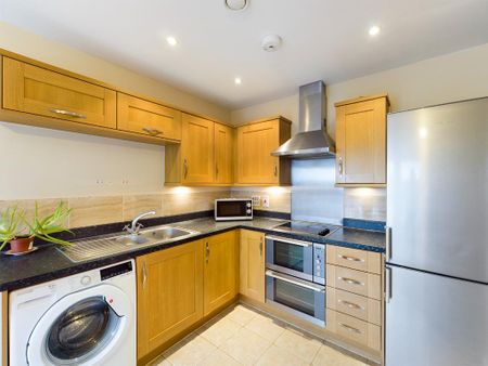 2 bedroom apartment to rent - Photo 3