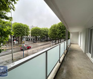 Location Appartement 4 pièces 82m² LORIENT 56100 - Photo 5