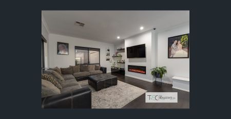 Coastal Living with Shed & Side Access! - Photo 2