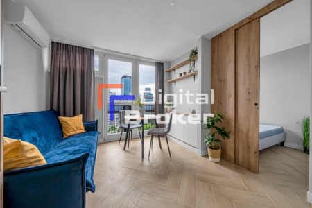 Warszawa, Wola, Żelazna - Photo 4