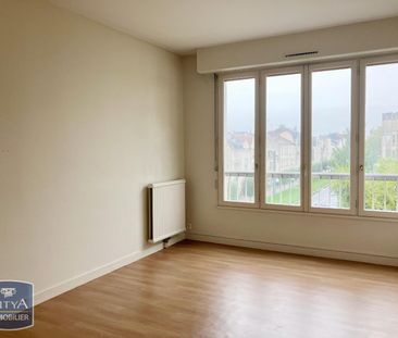 Location Appartement 5 pièces 97m² ANGERS 49000 - Photo 2