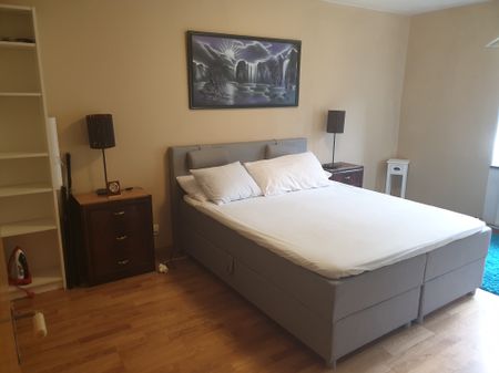 Gulddragargränd, Vällingby - Foto 4