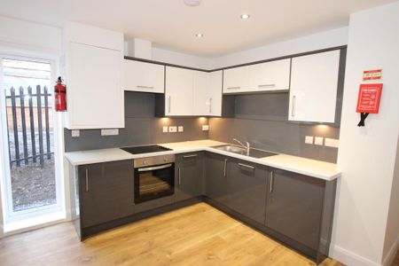 Elm Walk Place, Cranmer Street, Nottingham, NG3 4HQ - Photo 2