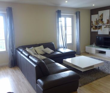 Location Appartement 3 pièces 74m² HYERES 83400 - Photo 1