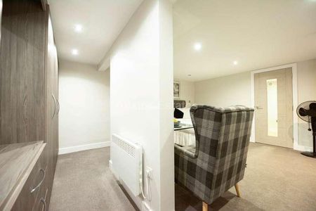 Carnarvon Road, Reading, RG1 - Photo 2