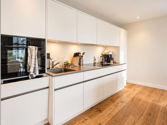 2.5-Zimmerwohnung mit Balkon, gemeinsamer Dachterrasse und Lounge - Photo 1