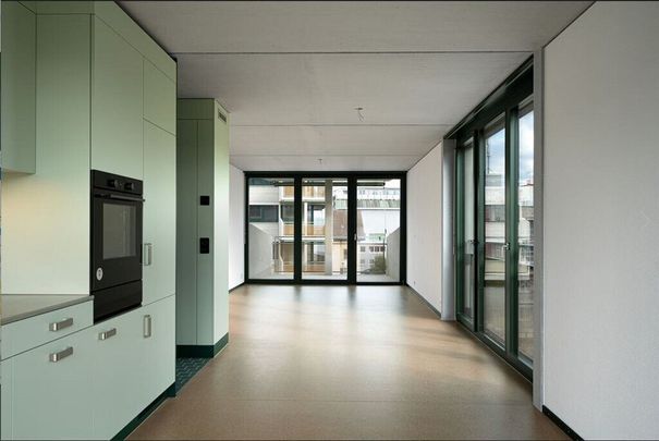 Living near the city - Photo 1