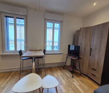 Location Appartement 1 pièce 19m² - Photo 1
