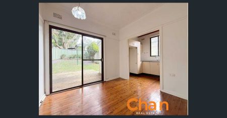 Spacious and Convenient Family Home - Photo 3