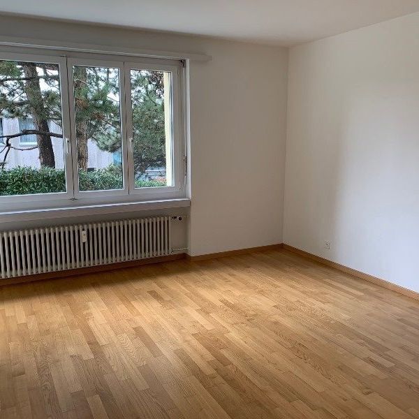 3.5 Zimmer, 97 m², 2. Stock - Photo 1