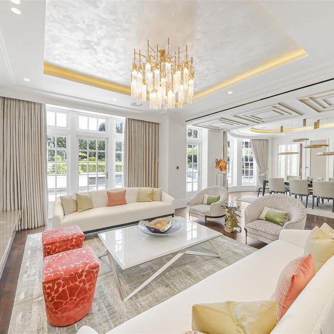 5 bedroom detached house to rent - Photo 1