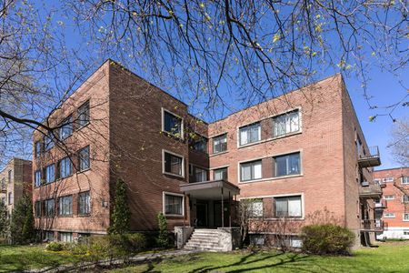 4505 Dupuis Avenue - Photo 3