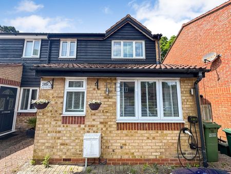 Dunnymans Road, Banstead, SM7 2AN - Photo 4