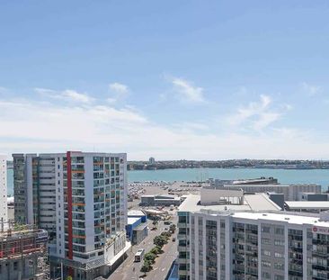 Incredible views from the 11th Floor, - Photo 1