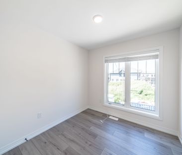 For Lease - 71 Bavin Street, Clarington, Ontario - Photo 2